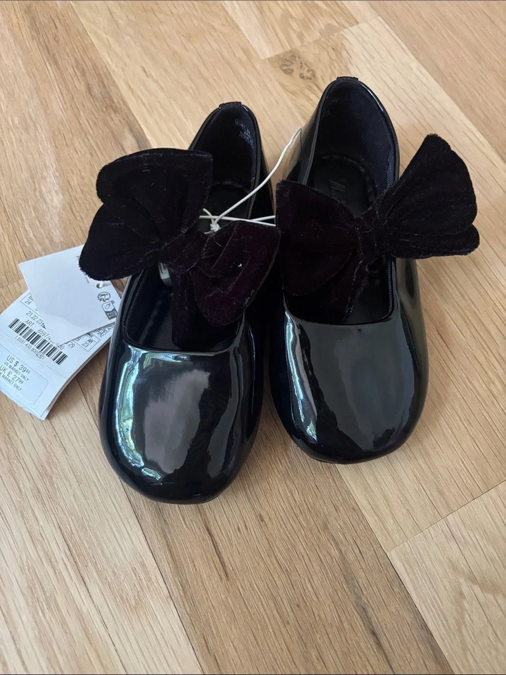 Zara Girls Black Patent Mary Janes with Velvet Bow